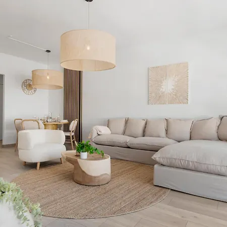 Modern Penthouse - Near & Oldtown